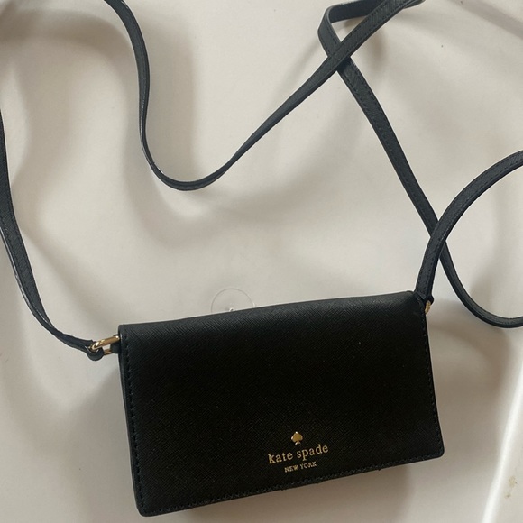 kate spade Handbags - EUC KATE SPADE CROSSBODY WALLET CELLPHONE MINI